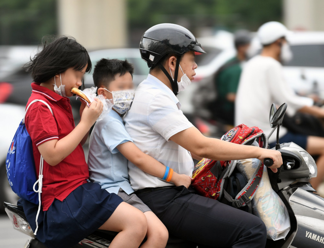 Làm bố mẹ thời bão giá áp lực nhân đôi, đặc biệt trăn trở chuyện ăn uống cho các con trong độ tuổi đi học