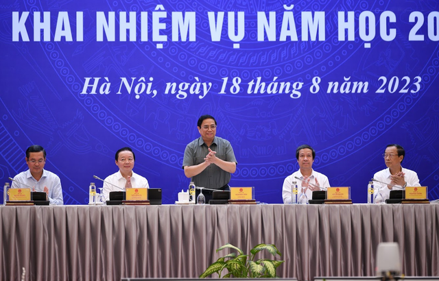 Thủ tướng Phạm Minh Chính chỉ đạo sớm công bố phương án thi tốt nghiệp THTP 2025 - Ảnh 1.