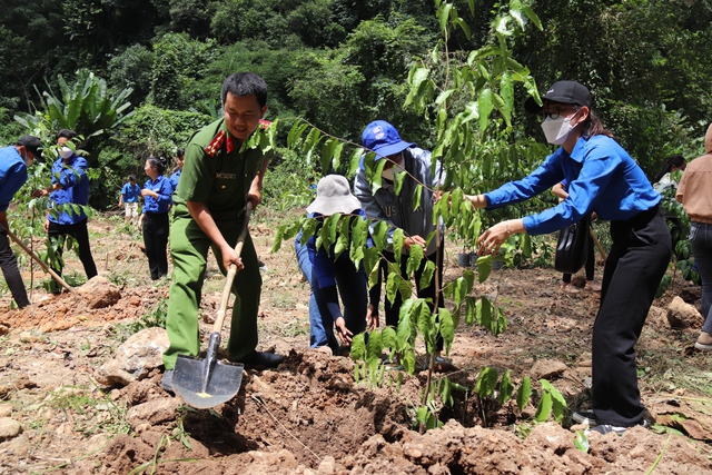 Trung ương Đoàn tổ chức lễ khởi động &quot;Triệu cây xanh - Vì một Việt Nam xanh&quot; - Ảnh 7.