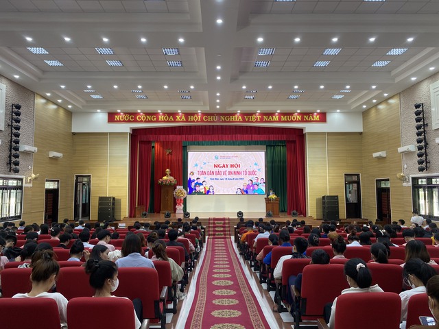 Đại học Quy Nhơn tổ chức Ngày hội toàn dân bảo vệ an ninh Tổ quốc - Ảnh 1.
