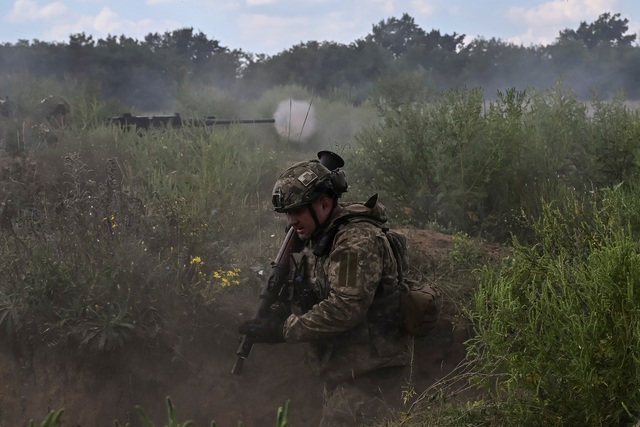 Sai lầm 'tai hại' của Ukraine khi mải tấn công Crimea? - Ảnh 1.