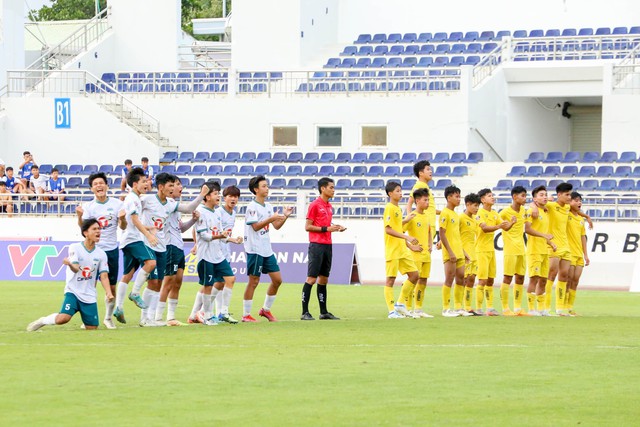 VCK U.15 quốc gia: HAGL đánh bại Hà Nội nhờ quyết định thay thủ môn bất ngờ - Ảnh 4.