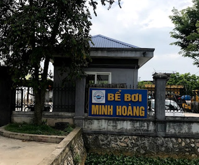 Một học sinh lớp 11 ở Hưng Yên tử vong do đuối nước ở bể bơi - Ảnh 1.