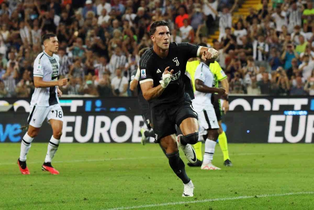 Serie A: Juventus thắng dễ, AS Roma bị cầm hòa thất vọng khi HLV Mourinho vắng mặt - Ảnh 2.