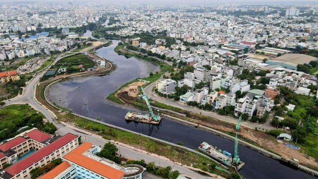 Công ty CP Tập đoàn Thuận An tham gia thi công 2 gói thầu dự án xây dựng hạ tầng và cải tạo môi trường kênh Tham Lương - Bến Cát - rạch Nước Lên với giá trị hơn 130 tỉ đồng
