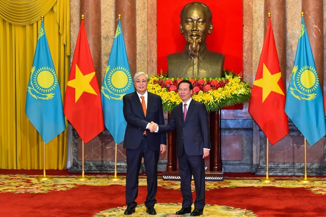 Việt Nam và Kazakhstan miễn thị thực song phương cho hộ chiếu phổ thông - Ảnh 1.