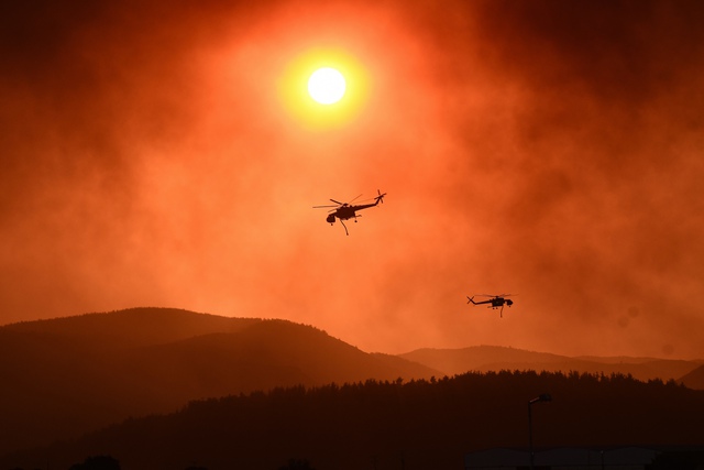 Phát hiện 18 thi thể chết cháy trong đám cháy rừng ở Hy Lạp - Ảnh 1.