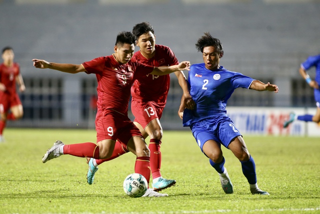 U.23 Việt Nam đứng nhất bảng, gặp U.23 Malaysia ở bán kết - Ảnh 3.