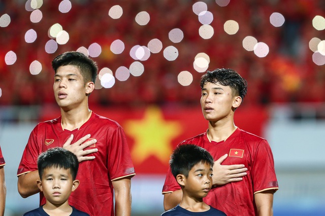 U.23 Việt Nam đứng nhất bảng, gặp U.23 Malaysia ở bán kết - Ảnh 1.