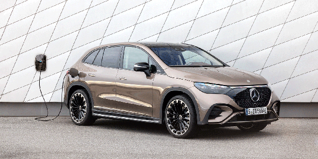 Thêm 3 ô tô điện Mercedes-Benz về Việt Nam, rẻ nhất gần 2,3 tỉ đồng - Ảnh 2. Thêm 3 ô tô điện Mercedes-Benz về Việt Nam, rẻ nhất gần 2,3 tỉ đồng - Ảnh 2.