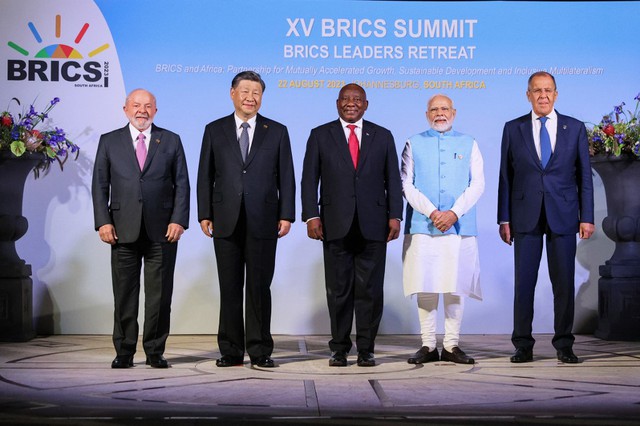 Chủ tịch Trung Quốc Tập Cận Bình kêu gọi mở rộng khối BRICS  - Ảnh 1.