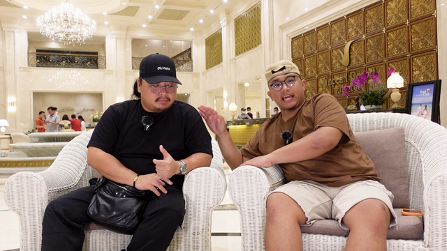Á hậu Thảo Nhi Lê và Dino Vũ dọn chuồng tê giác tại 'Hành trình kỳ thú' - Ảnh 5. Á hậu Thảo Nhi Lê và Dino Vũ dọn chuồng tê giác tại 'Hành trình kỳ thú' - Ảnh 5.