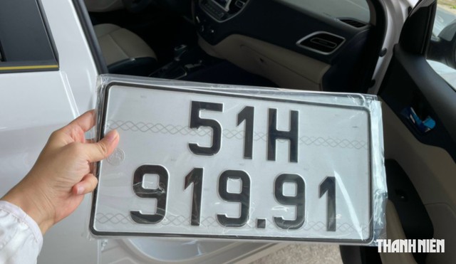 Từ 15.8, dùng VNeID đăng ký sở hữu xe cũ được miễn, giảm lệ phí trước bạ- Ảnh 2.