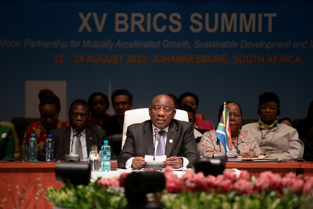 BRICS sẽ có thêm 6 thành viên - Ảnh 1.
