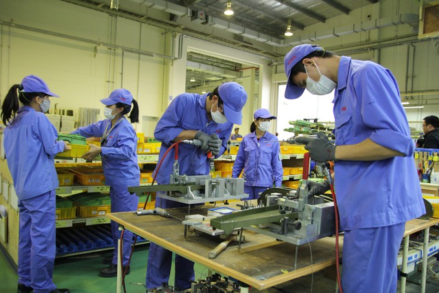 Việt Nam thăng hạng trong thu hút FDI - Ảnh 1. Việt Nam thăng hạng trong thu hút FDI - Ảnh 1.