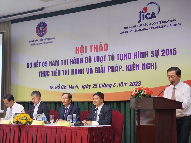 Sửa đổi BLTTHS: Đưa vai trò của luật sư không chỉ mang tính hình thức - Ảnh 4. Sửa đổi BLTTHS: Đưa vai trò của luật sư không chỉ mang tính hình thức - Ảnh 4.