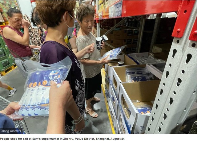 Nhật Bản xả nước nhiễm xạ ra biển, dân Trung Quốc đổ xô mua muối dự trữ - Ảnh 1.