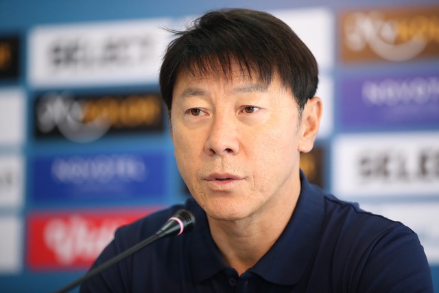 Tham vọng vượt mặt đội tuyển Việt Nam của Shin Tae-yong - Ảnh 1. Tham vọng vượt mặt đội tuyển Việt Nam của Shin Tae-yong - Ảnh 1.