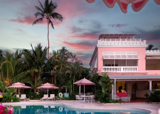 Những khách sạn màu hồng dành cho tín đồ mộng mơ ưa khám phá - Ảnh 3.