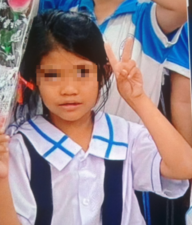 Bé gái 8 tuổi 'mất tích' TP.HCM được tìm thấy ở Đồng Nai: 'Con đi kiếm cha!' - Ảnh 2.