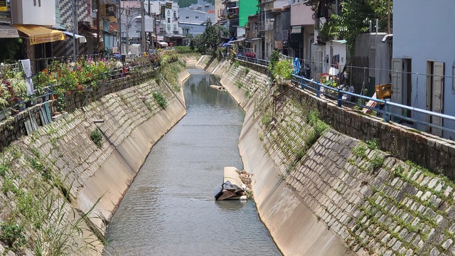 Đà Lạt: Khẩn cấp xây dựng công trình chống ngập úng hạ lưu suối Cam Ly - Ảnh 2.