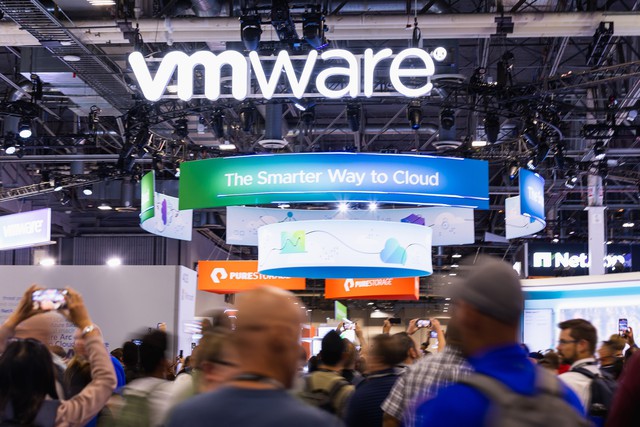 VMware Cloud ra mắt dịch vụ bảo vệ hệ thống lưu trữ đám mây cho doanh nghiệp - Ảnh 1.