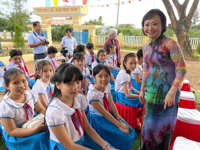 Em bé napalm và hành trình trở thành đại sứ thiện chí UNESCO  - Ảnh 1.