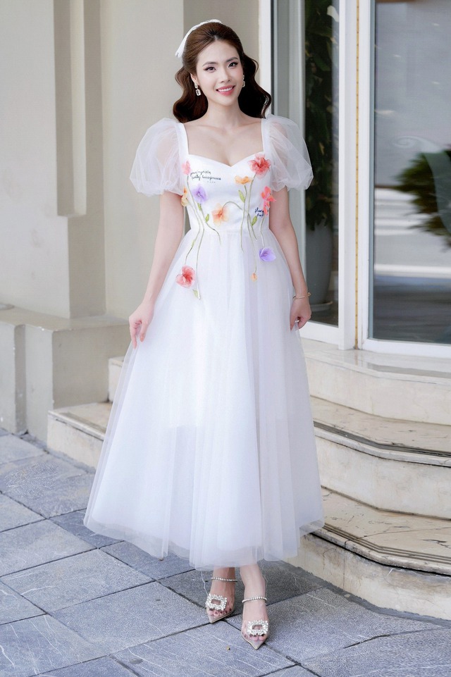 váy ren trắng xòe cổ nơ thiết kế bánh bèo hai lớp mềm mại, đầm ren dự tiệc  cao cấp | Shopee Việt Nam