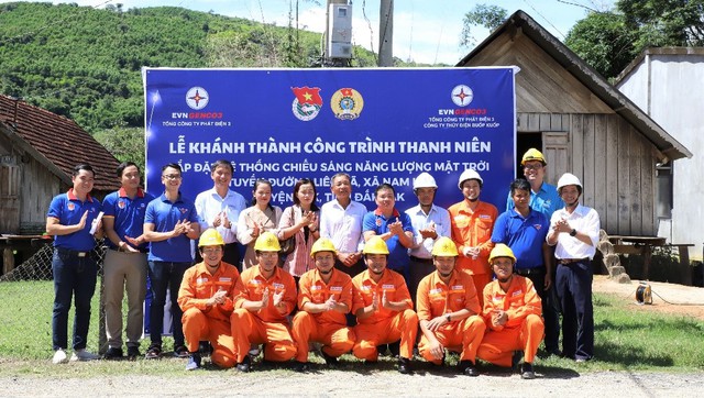 Hoạt động trao gửi yêu thương đến với học sinh tại tỉnh Đắk Lắk và Đắk Nông - Ảnh 6.