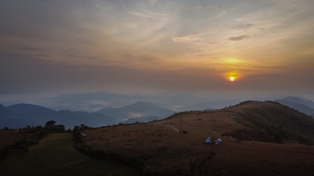 Hoàng hôn trên Bùi Hui