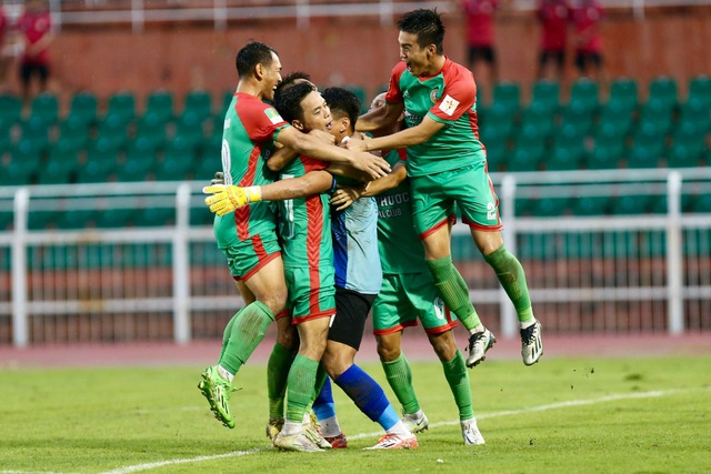 Bình Phước thắng trận play-off giành quyền ở lại giải hạng nhất - Ảnh 2.