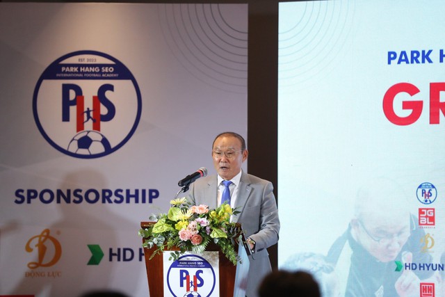 HLV Park Hang-seo ra mắt học viện bóng đá tại Việt Nam - Ảnh 1.