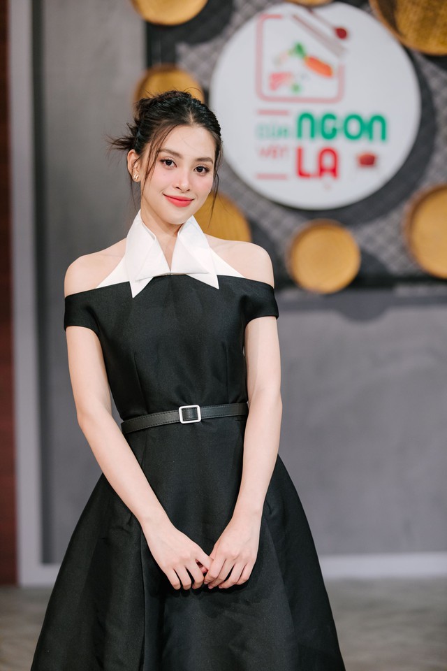 Hoa hậu Tiểu Vy làm giám khảo 'Của ngon vật lạ' tháng 9 - Ảnh 1.