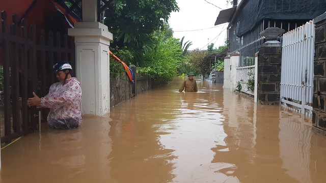 Vì sao ở Tây nguyên và Nam bộ xuất hiện mưa lớn, vượt giá trị lịch sử? - Ảnh 1.