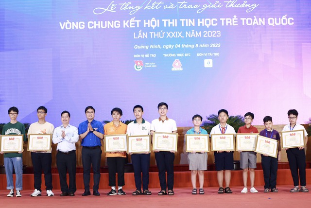 Anh Nguyễn Minh Triết: 'Hội thi Tin học trẻ toàn quốc là một sân chơi bổ ích' - Ảnh 6.
