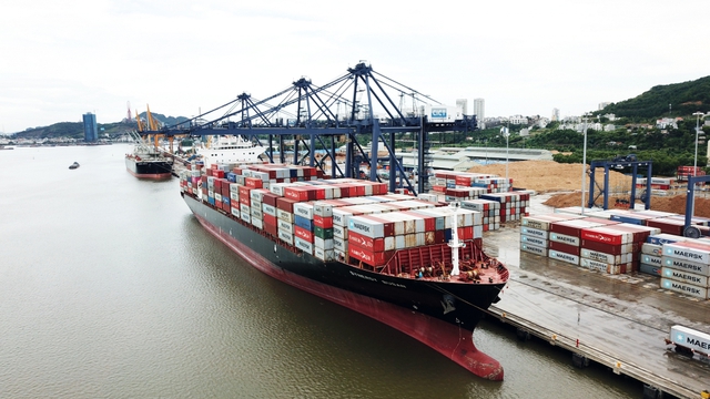 Chi phí vận chuyển Bắc - Nam 2.000 USD/container, trong khi sang Mỹ chỉ 1.000 USD  - Ảnh 1.