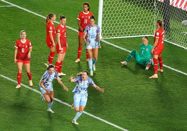 Thắng áp đảo Thụy Sĩ, đội tuyển nữ Tây Ban Nha vào tứ kết World Cup 2023 - Ảnh 4.