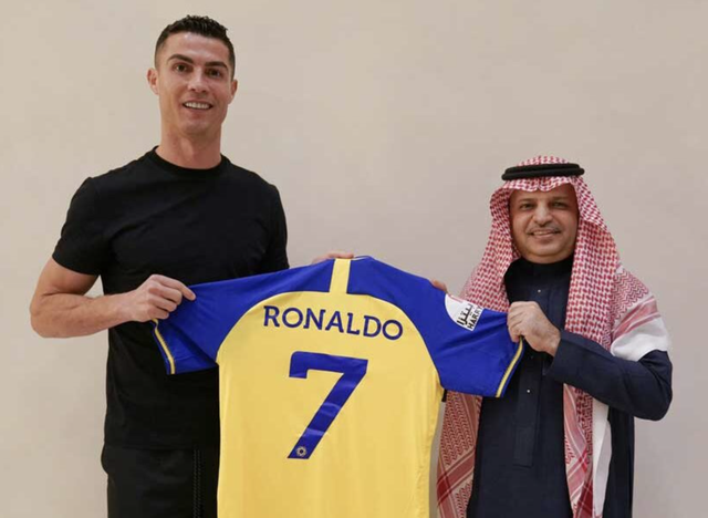 Giải Saudi Pro League của Ả Rập Xê Út sẽ lật đổ bóng đá châu Âu? - Ảnh 2. Giải Saudi Pro League của Ả Rập Xê Út sẽ lật đổ bóng đá châu Âu? - Ảnh 2.