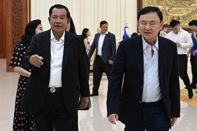 Ông Thaksin, bà Yingluck xuất hiện trong tiệc sinh nhật của Thủ tướng Hun Sen - Ảnh 2.