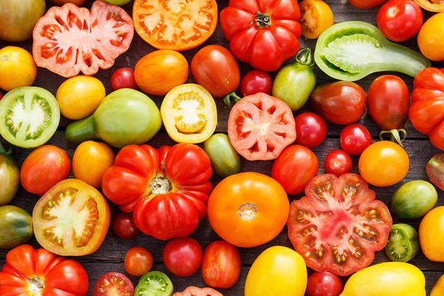 5 loại rau củ quả ăn chín tốt cho sức khỏe hơn ăn sống - Ảnh 1.