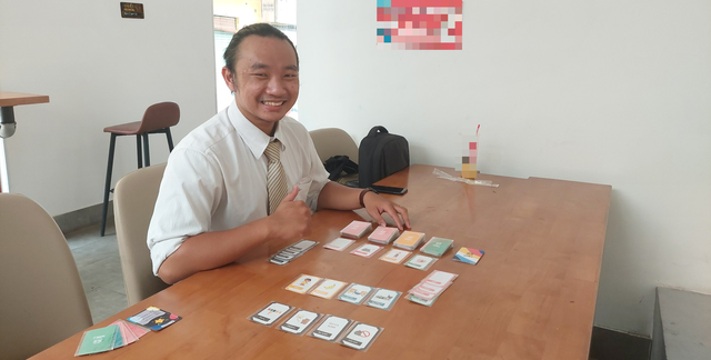 Khởi nghiệp làm boardgame giúp người trẻ thêm yêu tiếng Anh  - Ảnh 1.