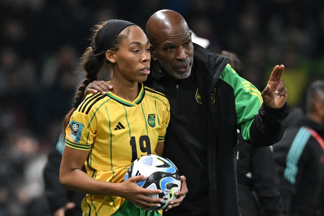 HLV đội Jamaica kêu gọi đất nước ủng hộ bóng đá nữ sau World Cup 2023 - Ảnh 1.