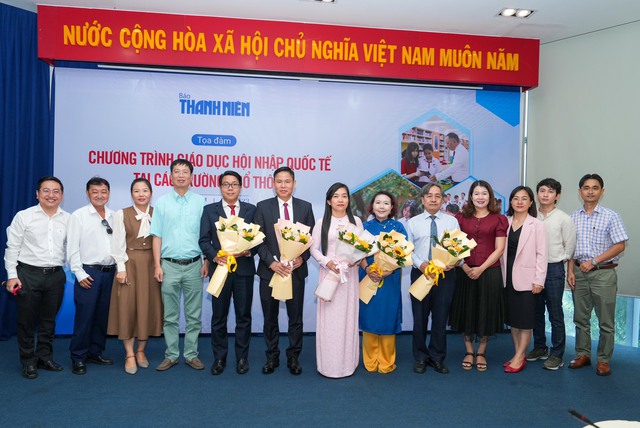 'Đừng cưỡng ép ngôn ngữ với học sinh' - Ảnh 4.