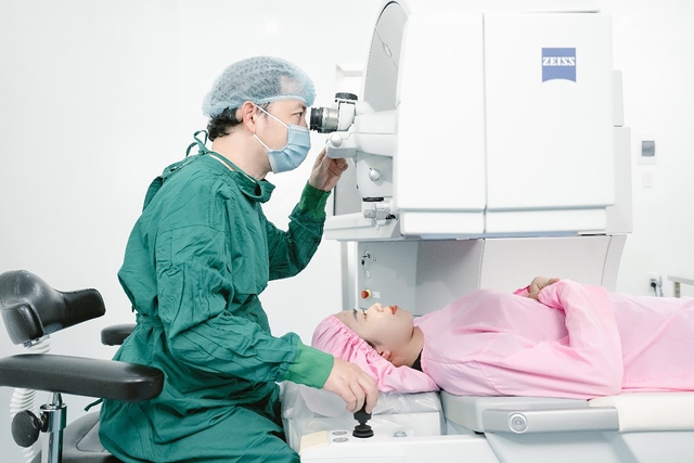 Bệnh viện mắt Sài Gòn Sông Hàn là đơn vị trang bị Hệ thống Visumax 500 phẫu thuật khúc xạ hiện đại tại Đà Nẵng