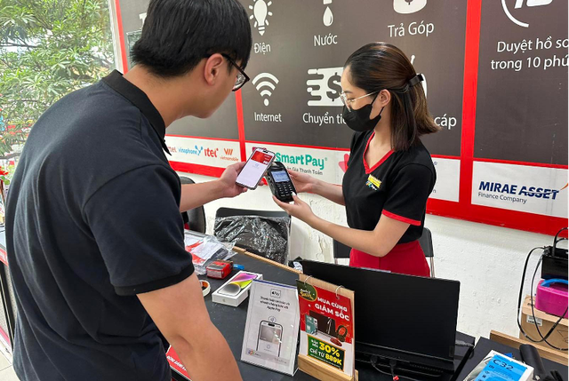 FPT Shop chính thức áp dụng phương thức thanh toán Apple Pay - Ảnh 1.