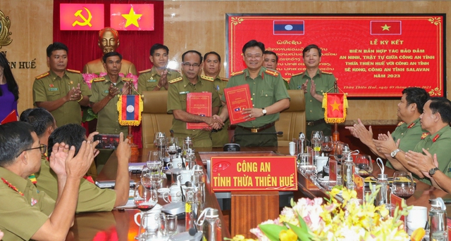 Công an Thừa Thiên – Huế 'bắt tay' cùng Công an Lào phòng, chống tội phạm - Ảnh 1.