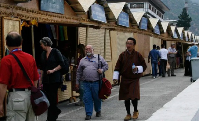 Bhutan giảm phí để hút du khách - Ảnh 1.