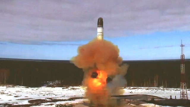 Chiến sự đến tối 1.9: Ukraine nêu điều kiện hòa bình, Nga sử dụng ICBM mới - Ảnh 2.