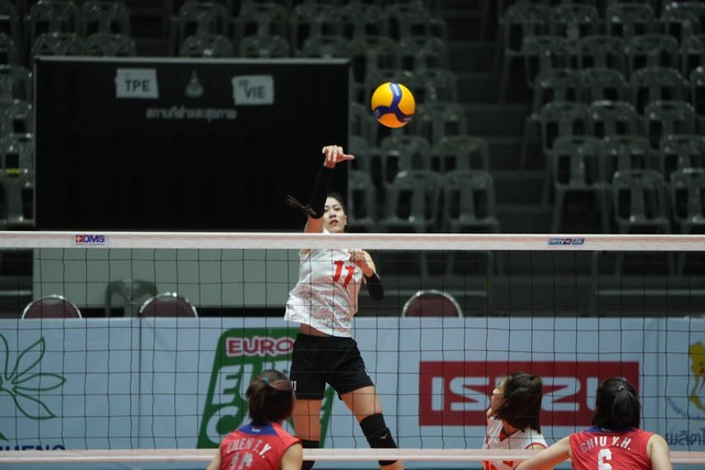 Đánh bại Đài Loan, bóng chuyền nữ Việt Nam tiến gần bán kết giải châu Á - Ảnh 2.