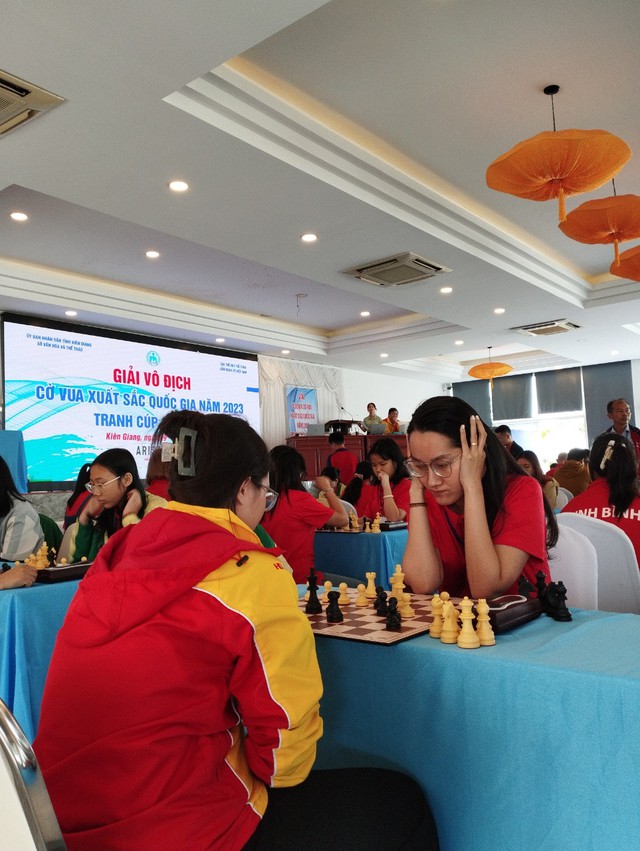 Dàn tuyển thủ cờ vua Việt Nam đấu giải xuất sắc 'luyện công' cho ASIAD 19  - Ảnh 2.